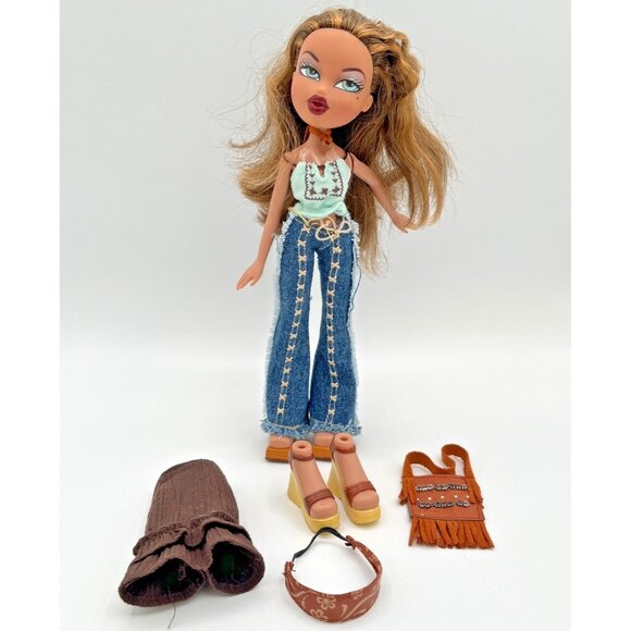 Vintage Bratz Strut It Yasmin Fashion Doll 2002 MGA Incomplete - Picture 1 of 12